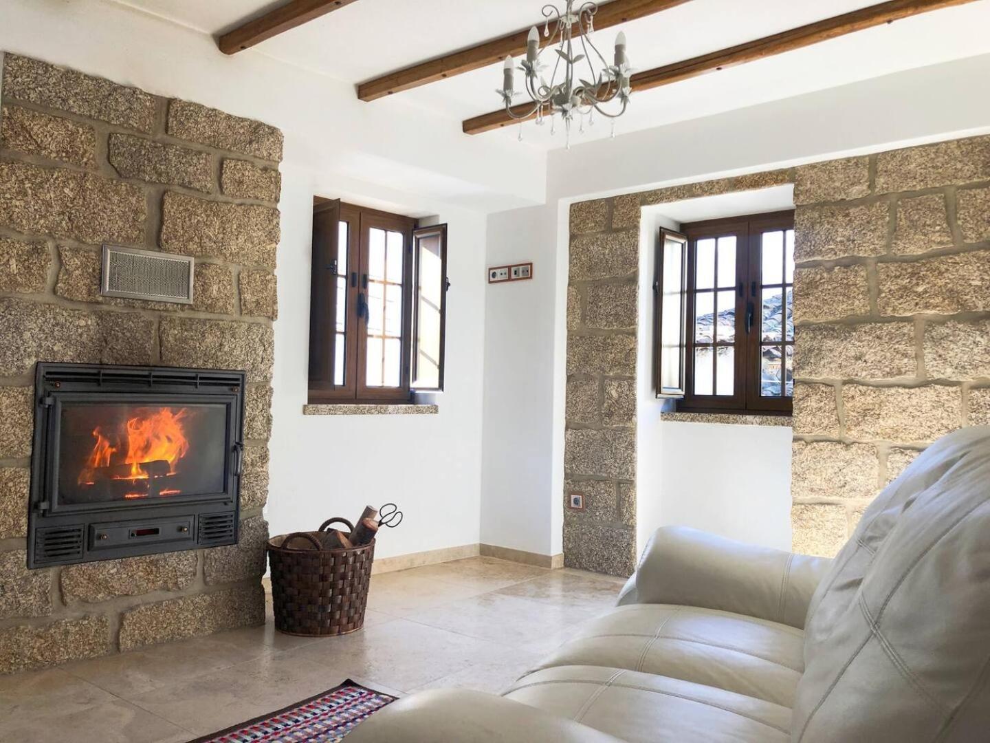 Laje House Fireplace Entire House Wifi Fundão Eksteriør bilde
